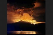 Gunung Ruang di Sulawesi Utara Erupsi, Status Dinaikkan Jadi Siaga III
