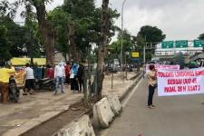 PKL Pakai Trotoar 25 Tahun di RSU UKI, Jaktim Ubah Jadi Taman