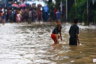Banjir Menggenang di Beberapa Wilayah Jakarta