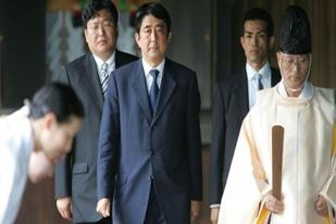 PM Jepang Bela Kunjungan ke Yasukuni