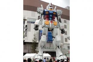 Replika Gundam Raksasa Ditampilkan di Hong Kong