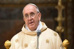Paus Fransiskus Berdoa untuk Akhiri Kekerasan di Kiev