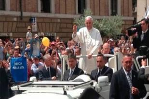 Paus Fransiskus Mendukung Anti Aborsi