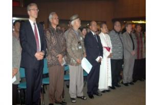 Gereja-Gereja di Indonesia Berkumpul dalam Seminar - Supaya Mereka Menjadi Satu - 