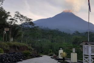 Gunung Merapi, Terjadi Gempa Guguran 33 Kali 