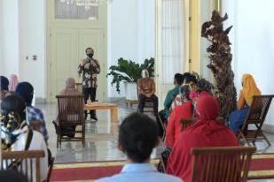 Jokowi: Vaksinasi Pekan Depan, Tapi Tunggu Izin BPOM