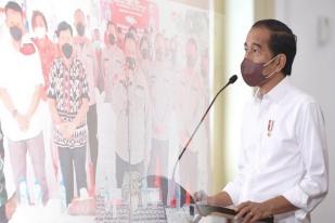 Jokowi Minta Vaksinasi Dipercepat untuk Atasi Kenaikan Kasus COVID-19