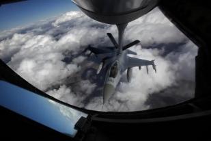 AS Segera Latihan Pilot Ukraina untuk Pesawat Tempur F-16 
