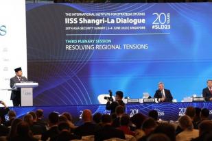 Menhan Prabowo pada Acara IISS, Ajak Ukraina dan Rusia Hentikan Perang