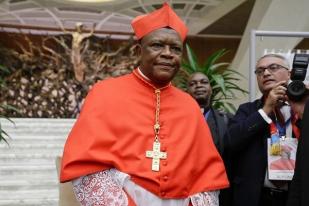 Uksup Katolik di Afrika dan Madagaskar Tolak Beri Berkat Pasangan Sesama Jenis