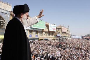 Khamenei: Hanya Negara Kuat yang Bisa Menghindari “Penindasan”