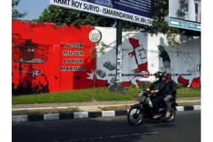 Mural Antikorupsi Hiasi Tembok Stadion Kridosono Yogyakarta