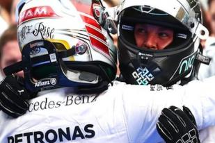 Hamilton Pimpin Mercedes Raih Kemenangan di Malaysia