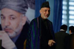 Karzai Berikan Suara untuk Pilih Penggantinya