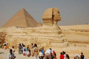 Akibat Memburuknya Keamanan, Wisata Mesir Turun 43 Persen