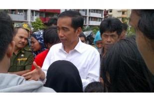 Jokowi Terima Buruh Perempuan di Rumah Dinas