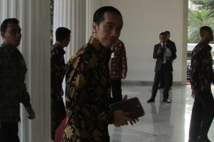 Jokowi Telah Ajukan Pengunduran Diri ke DPRD