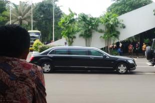 Jokowi Naik Limousine Buka Pertemuan Parlemen Asia Afrika