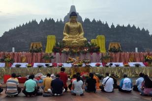 Umat Buddha Minta Dukungan Sultan Renovasi Borobudur