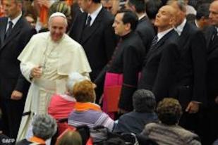 Satukan Kekristenan, Paus Kunjungi Timur Tengah
