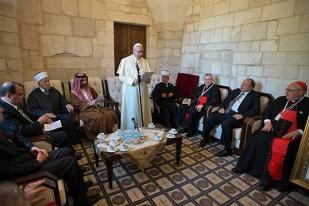 Paus Tinggalkan Tanah Suci dengan Panggilan Perdamaian