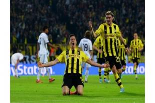 Lewanddowski Borong Gol, Borussia Dortmund 4 Madrid 1 