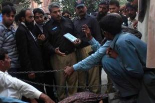 Polisi Pakistan Tahan Lima Orang Lagi Pelaku Rajam