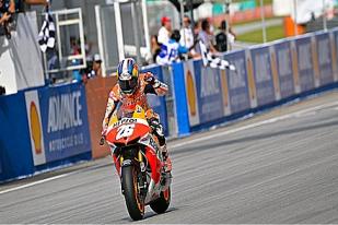 Jorge Lorenzo Rebut Pole Position MotoGP Jepang