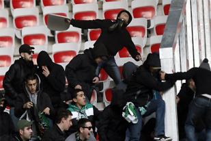 Manuel Valls Kecam Insiden Pengrusakan Stadion Allianz Riviera