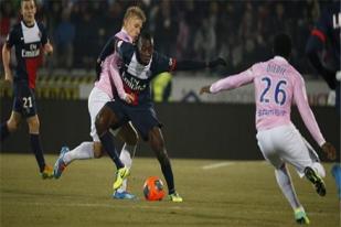 Liga Prancis: Pohon Kemenangan PSG Dirobohkan Evian