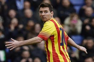 Barcelona Tertolong Penalti Messi