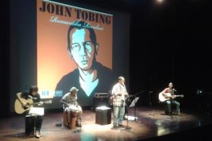 Konser John Tobing: Reformasi Adalah Lagu Panjang