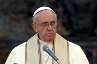 Paus Fransiskus Minta Orang Kristen Irak Dilindungi