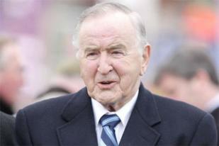 Mantan PM Irlandia Albert Reynolds Wafat