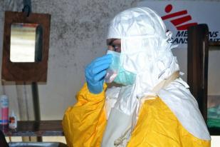 Khawatir Tertular Ebola, Perawat di Liberia Mogok Kerja