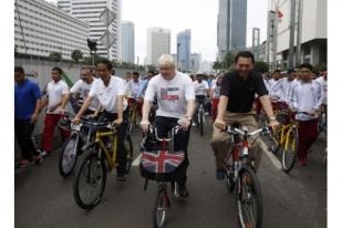 Wali Kota London Tulis Pengalaman Bersepeda dengan Jokowi