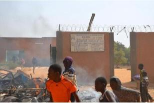 45 Gereja di Niger Dibakar saat Demonstrasi Anti-Kartun