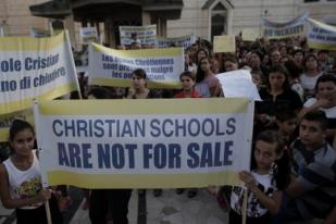 Umat Kristen Israel Unjuk Rasa Menentang Diskriminasi Pemerintah