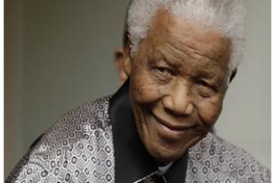 Warga Afrika Memberikan Perhatiannya bagi Nelson Mandela