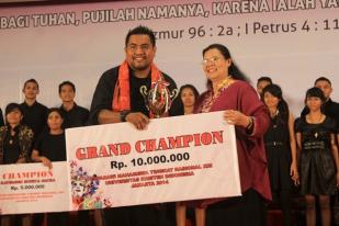 Pesparawi XIII: UKI  Maluku Langganan Piala Grand Champion