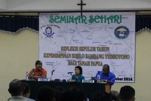 Pusat Studi Papua-UKI Refleksi 10 Tahun Kepemimpinan SBY