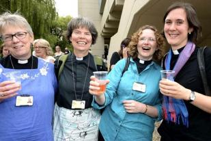 Gereja Inggris Segera Tahbiskan Uskup Perempuan