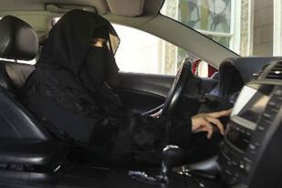 HRW Desak Saudi Bebaskan Wanita Pengendara Mobil