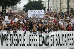 Ratusan Ribu Orang Turun ke Jalan Tolak Terorisme di Prancis