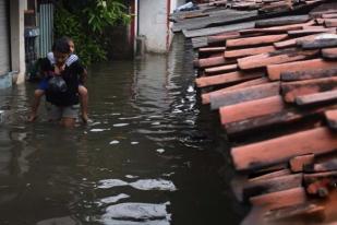 Hujan Hingga Sore, Potensi Banjir di Aliran Sungai