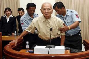 Saksi Genosida Kamboja: Menggali 1.200 Jenazah