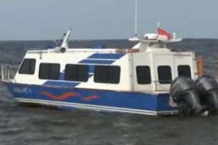 Kapal Cepat Angke Kepulauan Seribu Tunggu Proses Docking
