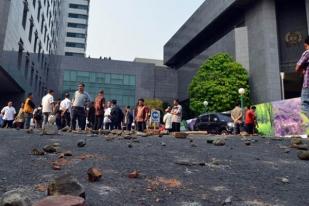 Melengserkan Ahok atau (Justru) DPRD Jakarta