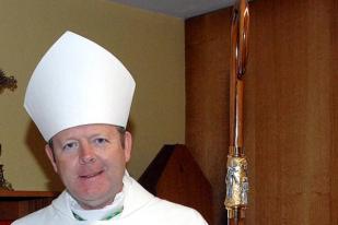 Uskup Irlandia Tolak Pernikahan Sesama Jenis