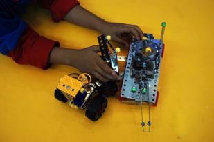 Tim Robot Indonesia Kalahkan Israel